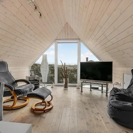 Dom wakacyjny Lovely Home In Harboore With Sauna